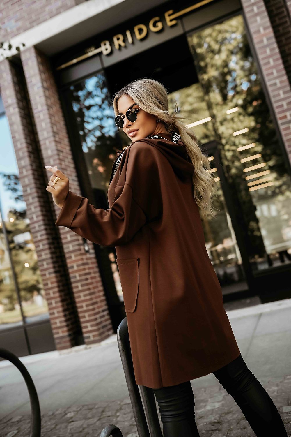 Coat model 218113 Numoco