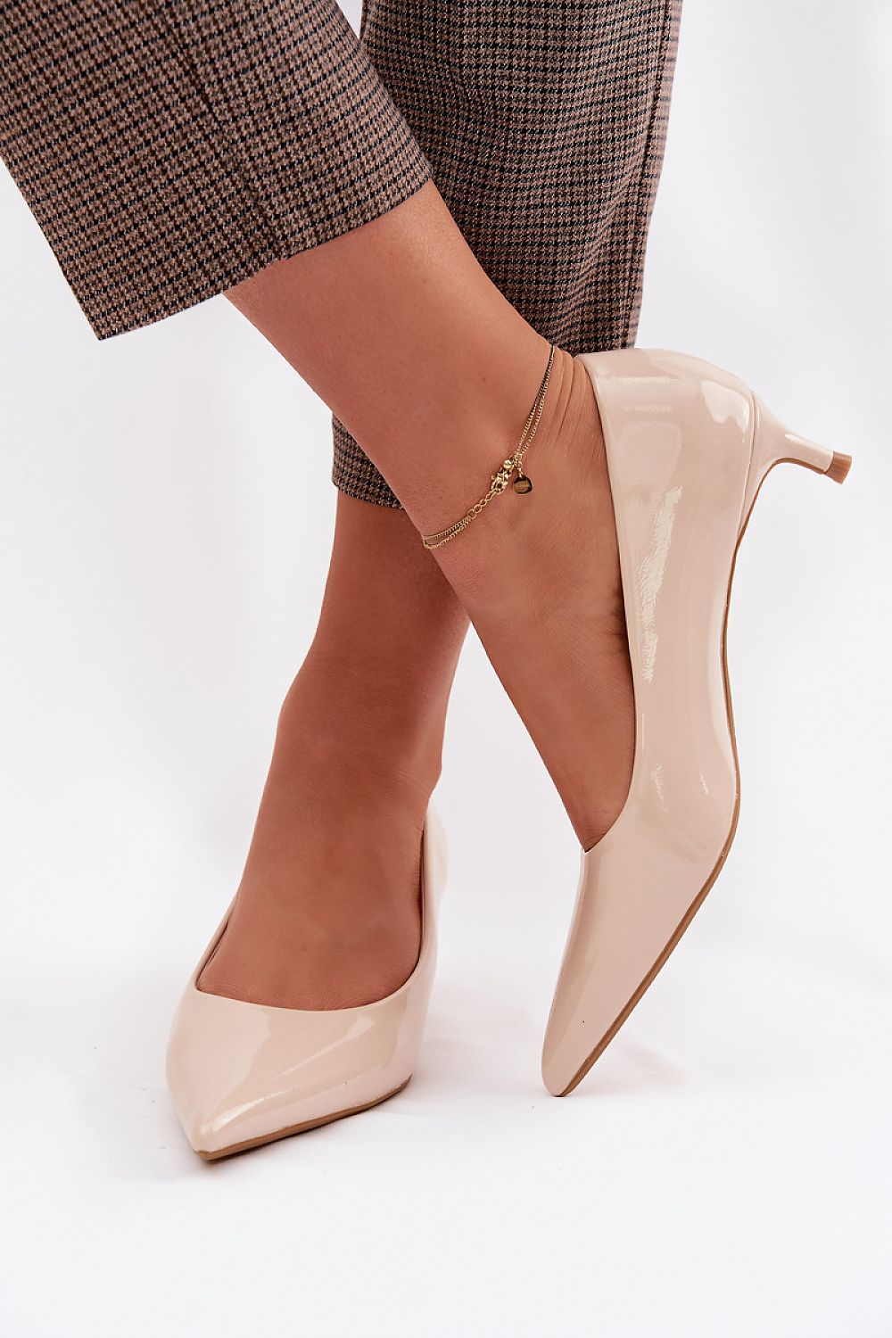 Heel pumps model 225410 Step in style