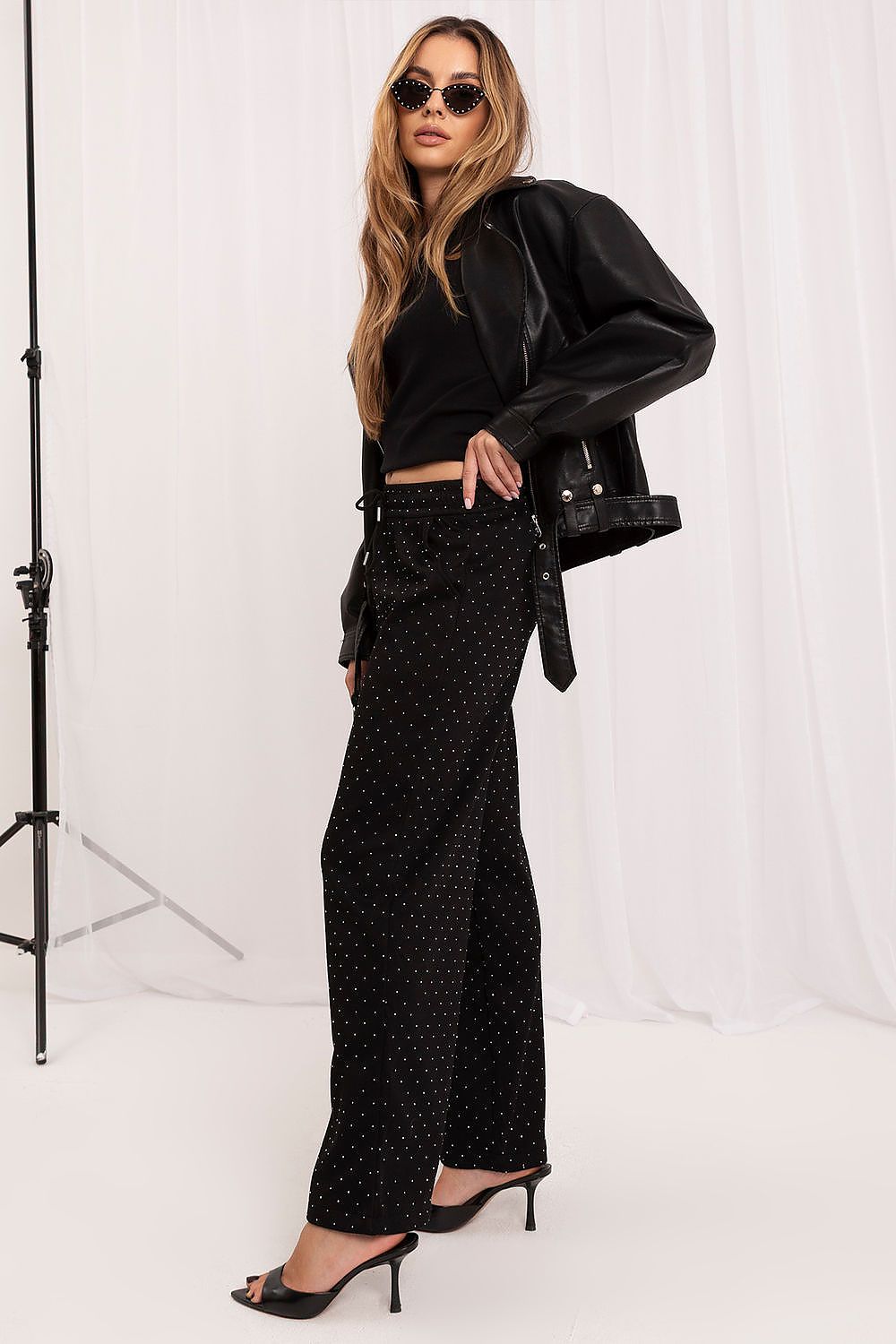 Tracksuit trousers model 230885 Italy Moda