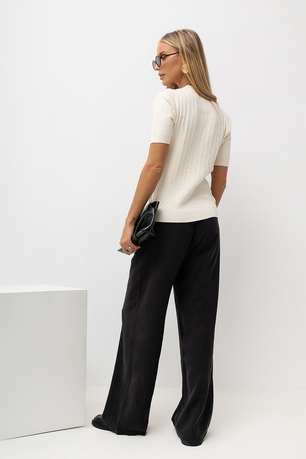 Short sleeve sweater model 230895 Italy Moda